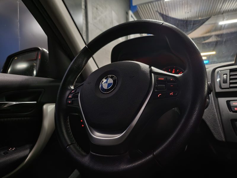 BMW SERIE 1 116 d LOUNGE 116cv /SIEGE CHAUFFANT+BLUETOOTH+ENTRETIEN BMW/