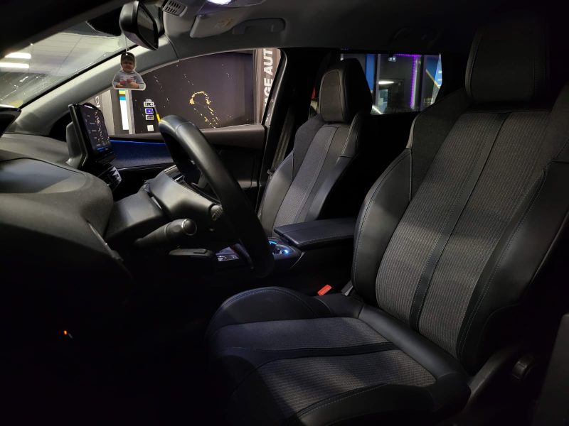 PEUGEOT 5008 1.5 BlueHDi 130cv ALLURE PACK /PARK ASSIST+SIEGE CHAUFFANT+HAYON MAINLIBRE+REGULATEUR A