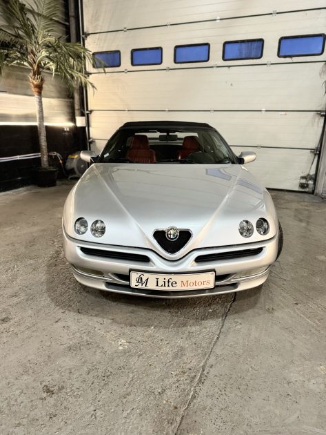 Alfa Romeo Spider 2.0i 16V Twin Spark Garantie 12mois inclus
