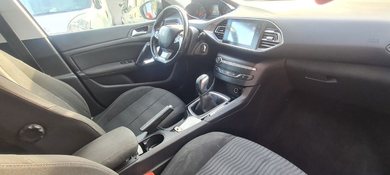 PEUGEOT 308 II 2014
