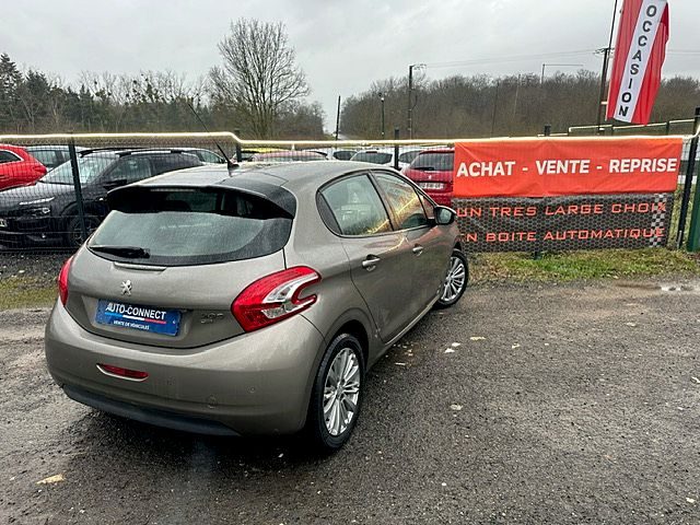 PEUGEOT 208 1.2 e-VTi Active 2013 - 114066 KM