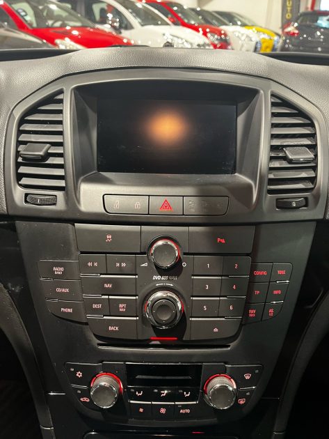 OPEL INSIGNIA A 2011