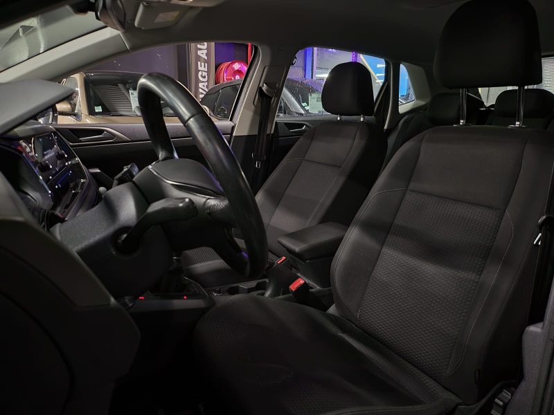 VOLKSWAGEN POLO VI 1.0 65cv CONFORTLINE/CARPLAY+ REGULATEUR DE VITESSE+AIDE AU PARKING