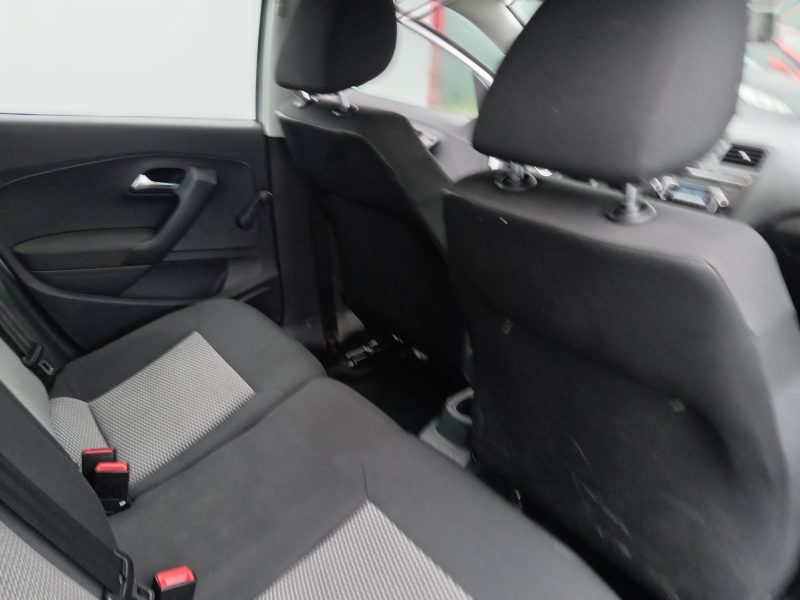 VOLKSWAGEN POLO V 2010