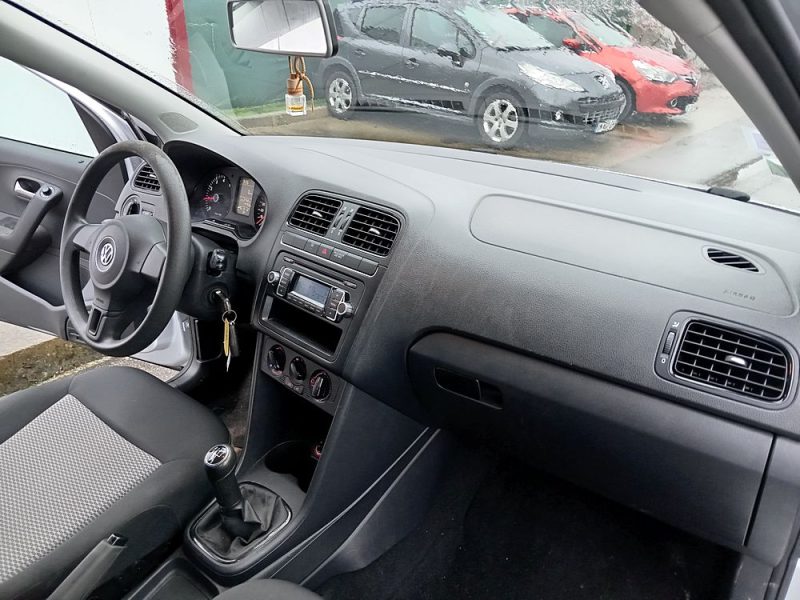 VOLKSWAGEN POLO V 2010