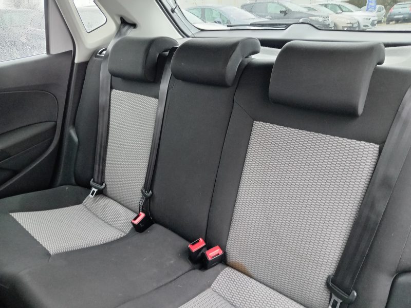 VOLKSWAGEN POLO V 2010