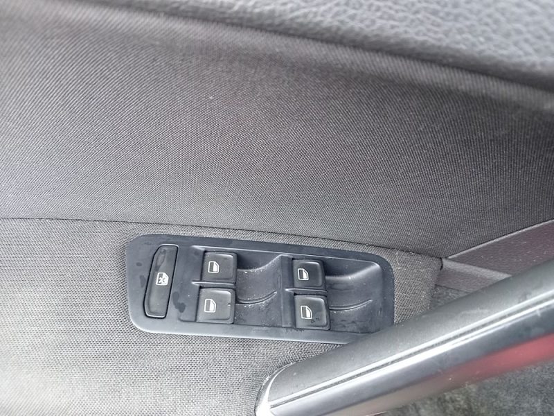 VOLKSWAGEN GOLF VII 2014