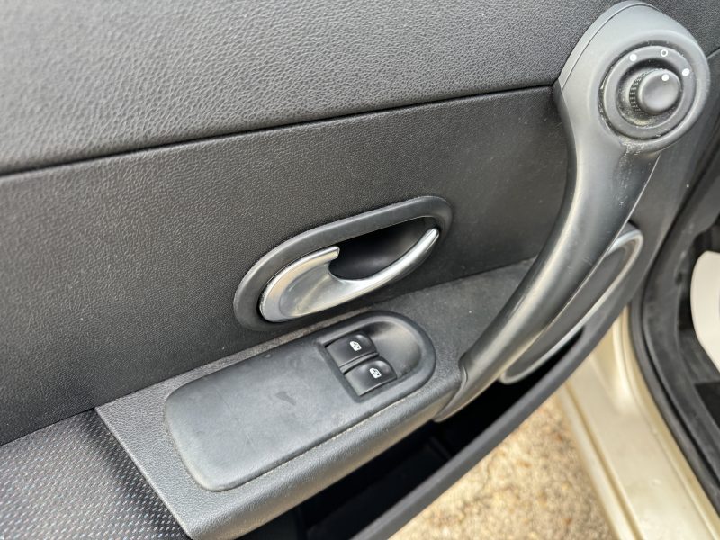 RENAULT CLIO III 2006