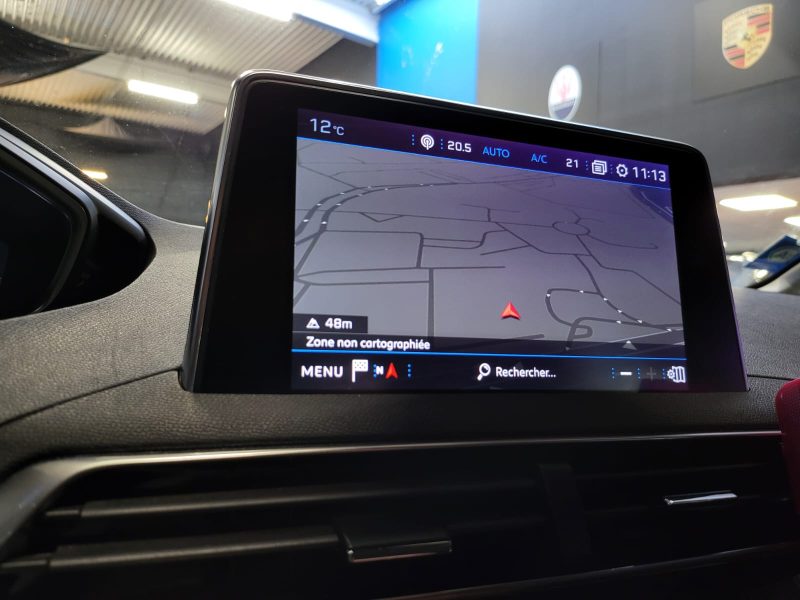 PEUGEOT 5008 1.5 BlueHDi 130cv EAT8 ACTIVE BUSINESS / SIEGES CHAUFFANTS / CARPLAY / CAMERA