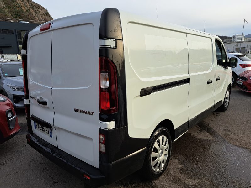 RENAULT TRAFIC III Camionnette 2020