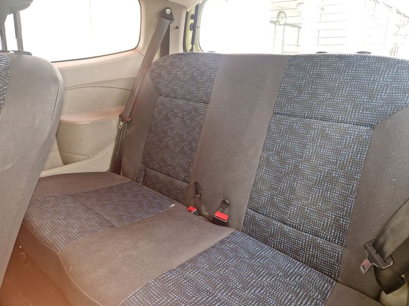 RENAULT TWINGO II 1,2 16v 76chauthentique