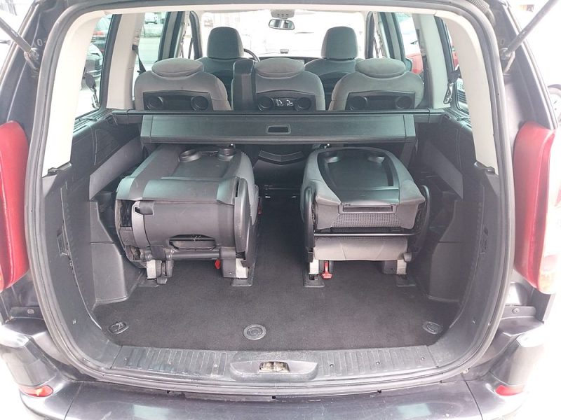 PEUGEOT 807 2.0 HDi 163 active