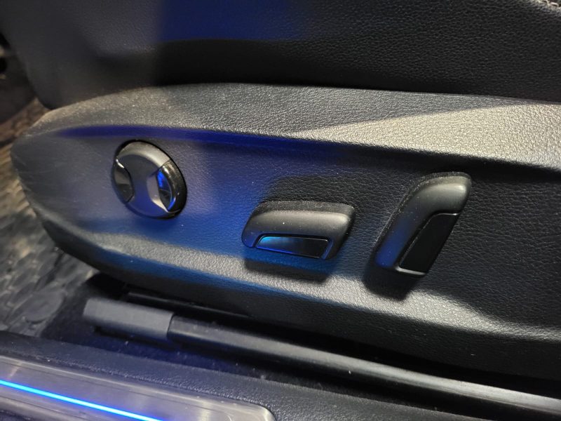 VOLKSWAGEN GOLF VII R 2.0 TSI 300cv 4Motion DSG6 // TOIT OUVRANT/SIEGES CHAUFFANT/CAMERA DE RECUL