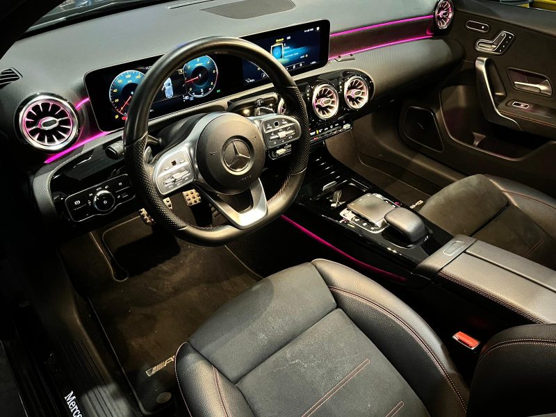 MERCEDES CLASSE A A 200d 150cv Pack AMG , Caméra , Toit ouvrant , Sieges éléctriques chauffants 