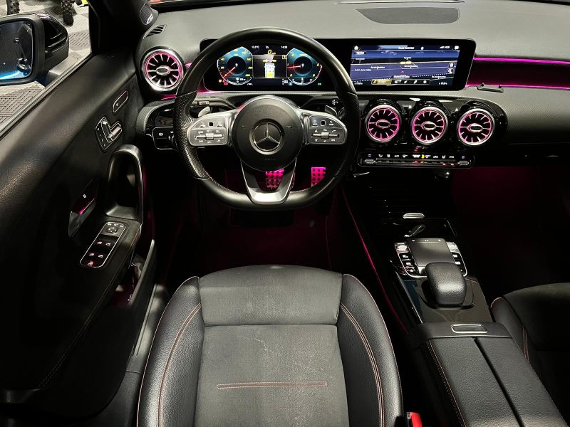 MERCEDES CLASSE A A 200d 150cv Pack AMG , Caméra , Toit ouvrant , Sieges éléctriques chauffants 