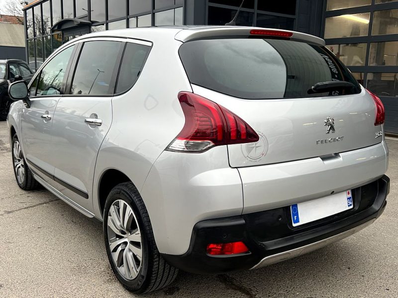 PEUGEOT 3008 PHASE 2 CROSSWAY 1.2 130 Cv 55 200 KMS TOIT PANO CAMERA GPS CRIT AIR 1 - GARANTIE 1 AN