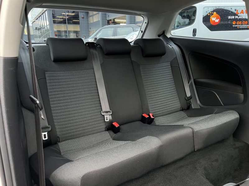 VOLKSWAGEN POLO 5 V 1.6 TDI 90 Cv SPORTLINE / ECRAN TACTILE ANDROID CRIT AIR 2 - GARANTIE 6 MOIS