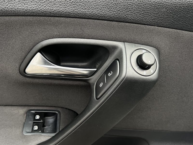 VOLKSWAGEN POLO 5 V 1.6 TDI 90 Cv SPORTLINE / ECRAN TACTILE ANDROID CRIT AIR 2 - GARANTIE 6 MOIS