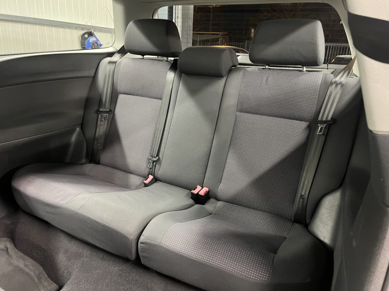 VOLKSWAGEN POLO IV 1.4 75 Cv 5 PLACES / CLIMATISATION REGULATEUR CRIT AIR 2 - GARANTIE 6 MOIS