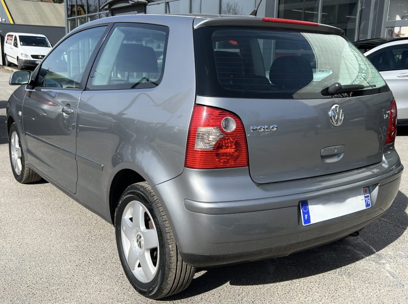 VOLKSWAGEN POLO IV 1.4 75 Cv 5 PLACES / CLIMATISATION REGULATEUR CRIT AIR 2 - GARANTIE 6 MOIS