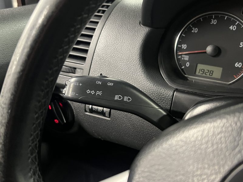 VOLKSWAGEN POLO IV 1.4 75 Cv 5 PLACES / CLIMATISATION REGULATEUR CRIT AIR 2 - GARANTIE 6 MOIS