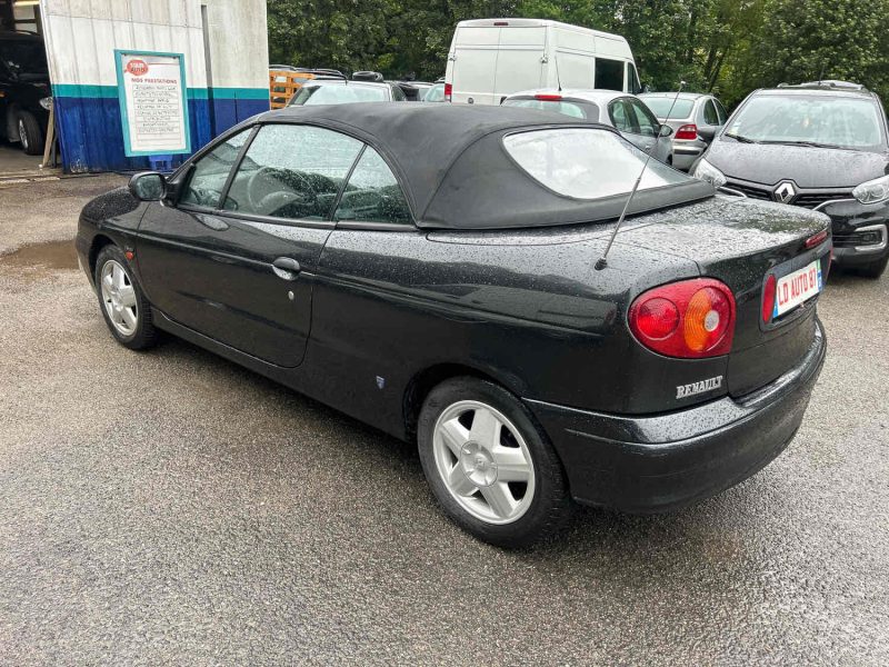 RENAULT MEGANE 1999