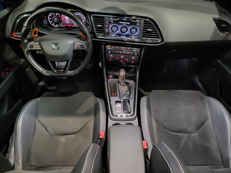 SEAT LEON CUPRA ST 2.0 TSI 300cv 4Drive DSG6 / APPLE CARPLAY/TOIT OUVRANT/SIEGES CHAUFFANT