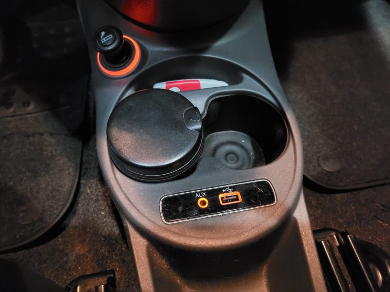 1.2 69 cv LOUNGE / RADAR AR / BLUETOOTH / VIRTUAL COCKPIT