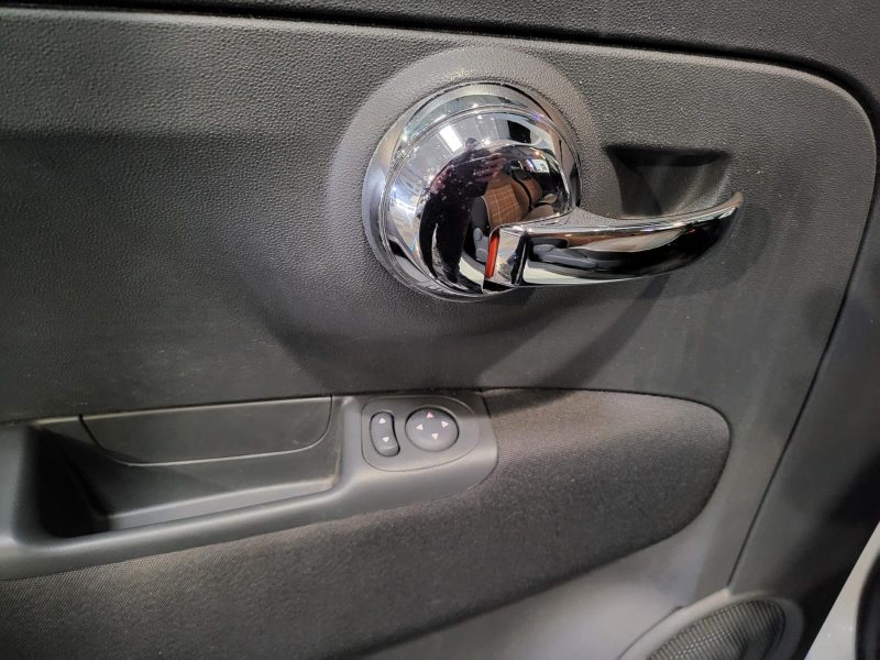 1.2 69 cv LOUNGE / RADAR AR / BLUETOOTH / VIRTUAL COCKPIT