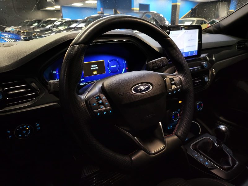 FORD FOCUS IV 2.0 EcoBlue 150cv ST-line / 1er MAIN / CARPLAY / TOIT OUVRANT