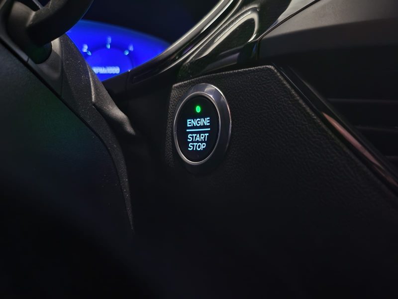 FORD FOCUS IV 2.0 EcoBlue 150cv ST-line / 1er MAIN / CARPLAY / TOIT OUVRANT