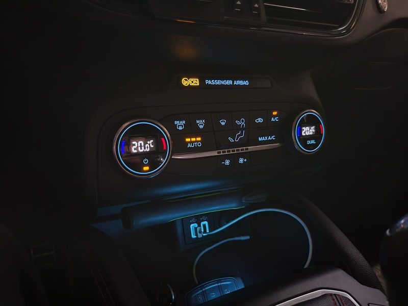 FORD FOCUS IV 2.0 EcoBlue 150cv ST-line / 1er MAIN / CARPLAY / TOIT OUVRANT