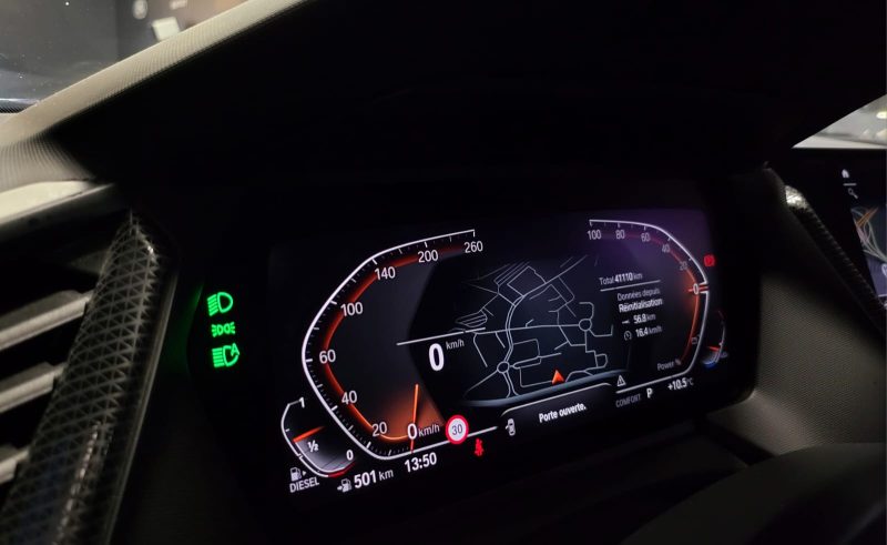 BMW SERIE 1 116d (F40) 116cv PACK M SPORT SHADOW LINE / VIRTUAL COCKPIT / KEYLESS / CAMERA