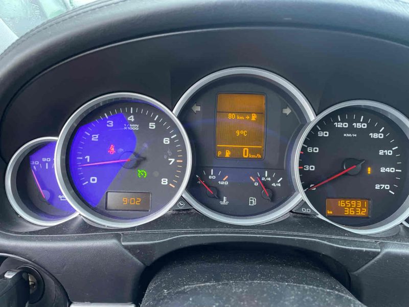 PORSCHE CAYENNE 2003