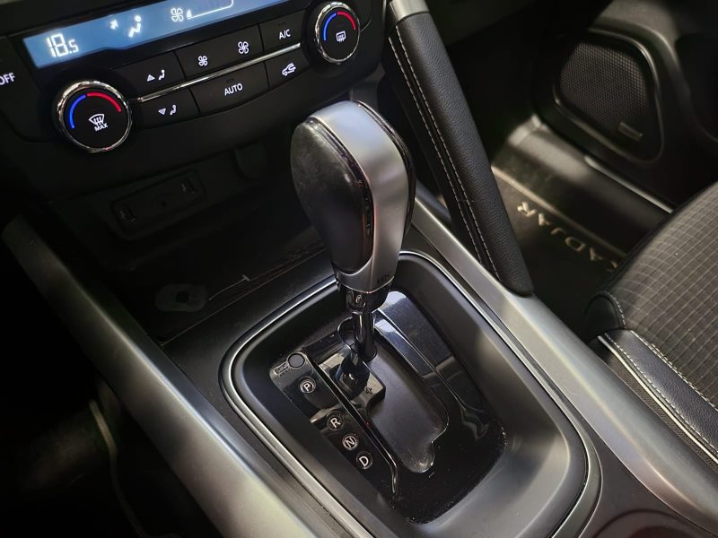 RENAULT KADJAR 1.2 TCe 130cv INTENS BOSE /PARK ASSIST+CAMERA+ANGLE MORT/