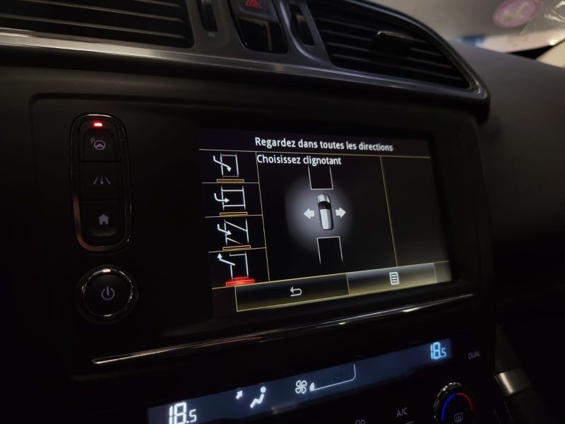 RENAULT KADJAR 1.2 TCe 130cv INTENS BOSE /PARK ASSIST+CAMERA+ANGLE MORT/