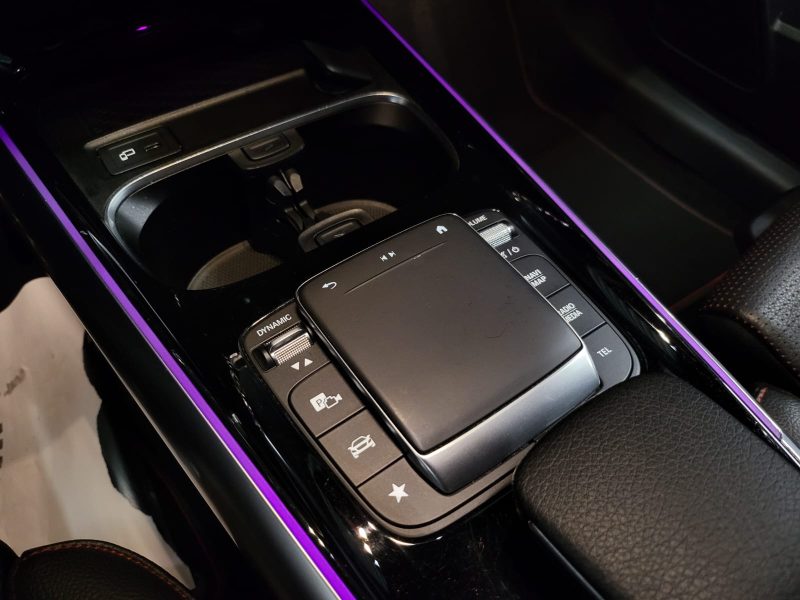 MERCEDES GLA GLA 220d 4MATIC 190cv EDITION ONE /PACK AERO GLA 45+TOIT OUVRANT+ATTELAGE/