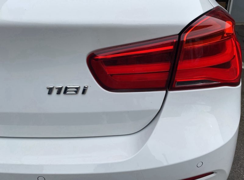 BMW SERIE 1 118i 136ch Business