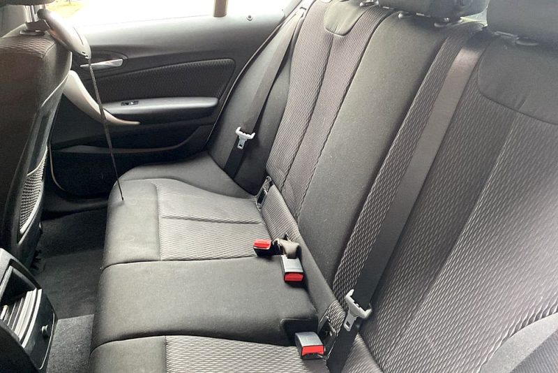 BMW SERIE 1 118i 136ch Business