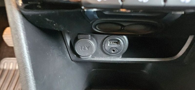 PEUGEOT 208 ALLURE/BOITE AUTOMATIQUE 