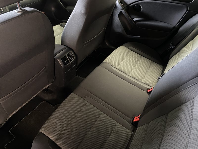 VOLKSWAGEN GOLF VI 2012