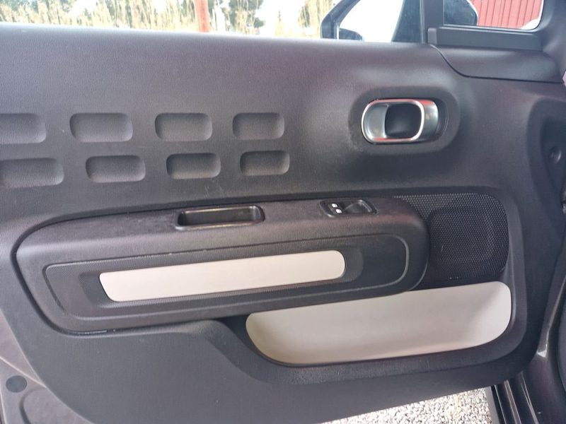 CITROEN C3 III 1,2 THP 110CH FEEL 2020 1 ERE MAIN