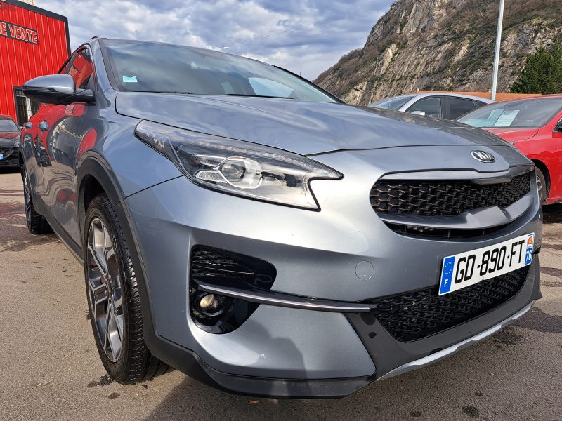 KIA XCEED 2021