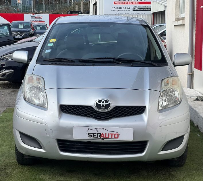 TOYOTA YARIS 2009