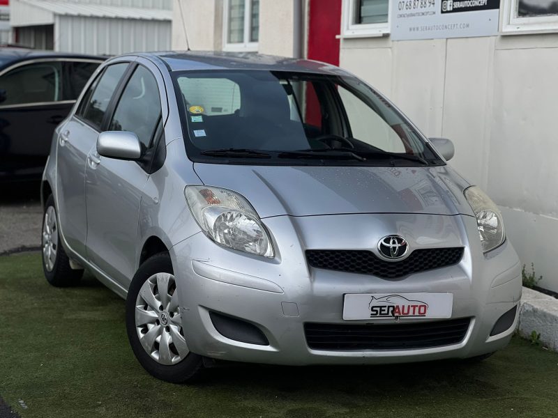 TOYOTA YARIS 2009