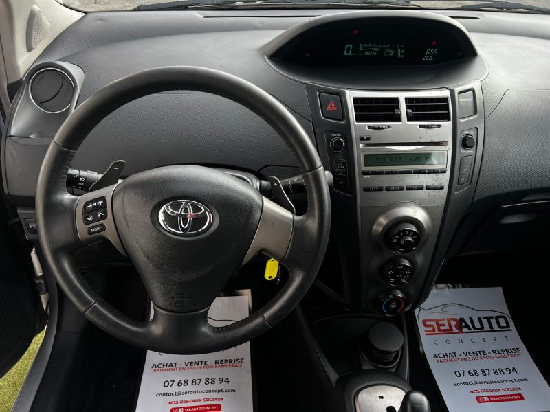 TOYOTA YARIS 2009