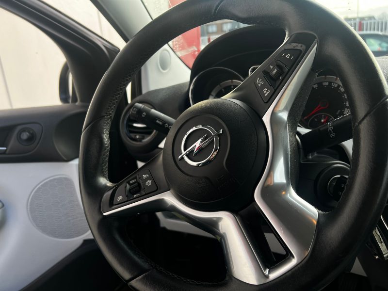 OPEL ADAM 2013
