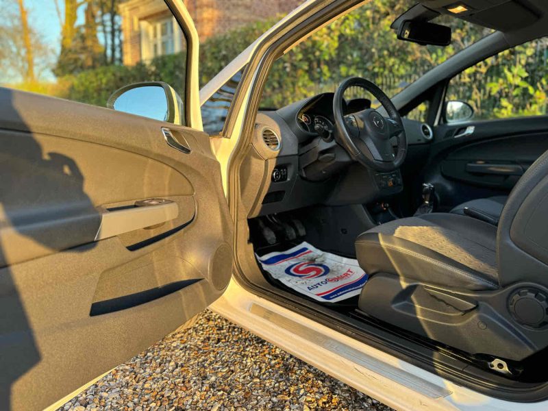 OPEL CORSA D 2012 1.4 100cv