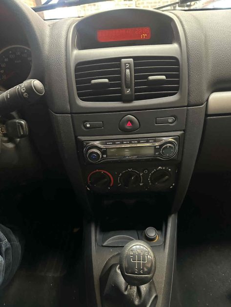 RENAULT CLIO 1.2 COMMUNITY