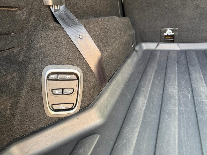 Renault GRAND Scénic 7places IV INTENSE BLACK EDITION 1.3 TCe FAP 140ch automatique